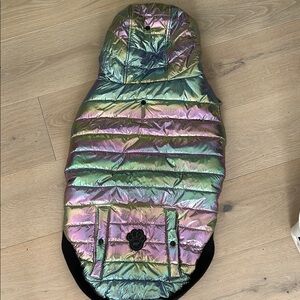 Canada Pooch Shiny Puffer size 26